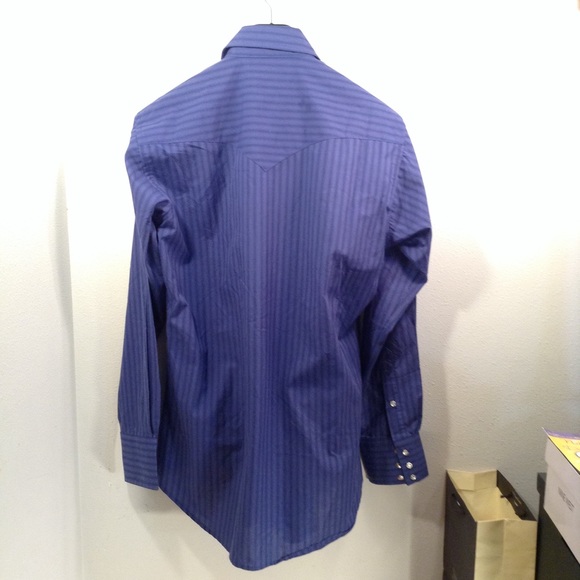 Flying "R" Ranchwear - Picture 3 of 8